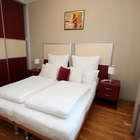 Villa Elegant Hariz Near Porec - Fully Ac & Large Pool Gedići