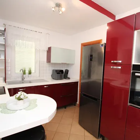 Elegant Hariz Near Porec - Fully Ac & Large Pool * Gedici