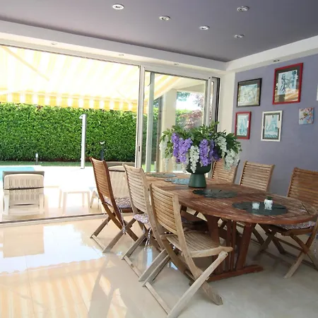 Elegant Hariz Near Porec - Fully Ac & Large Pool